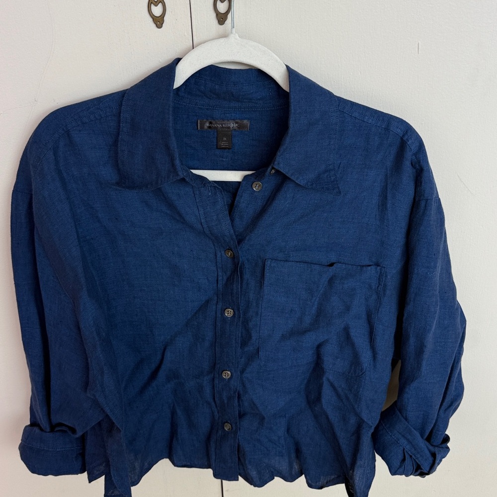 Banana Republic Cropped Navy Casual Shirt 100% Linen Size M (Women’s)